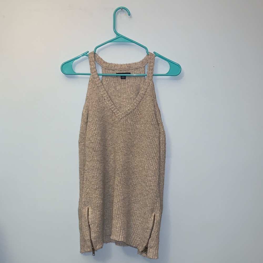 No shoulder sweater